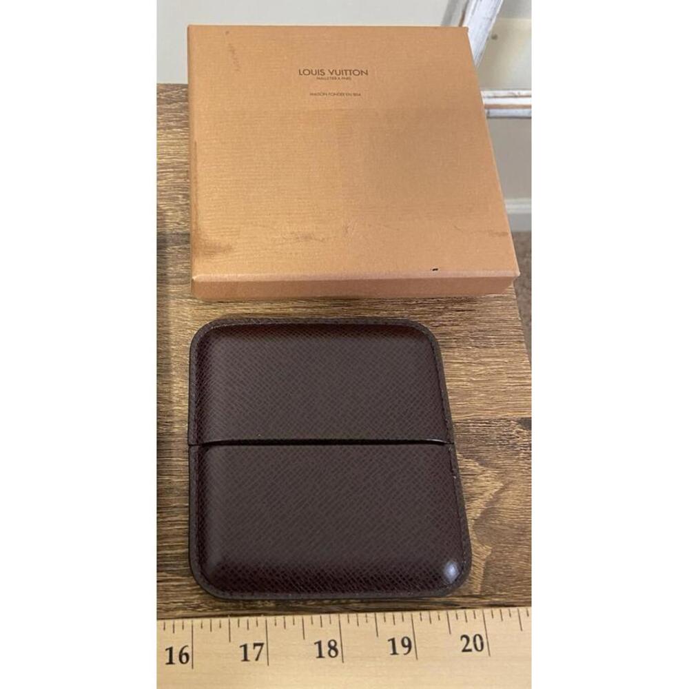 Louis Vuitton Taiga brown cigarette cigarillo case with box
